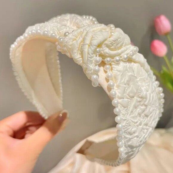 NWT Retro Elegant Pearl-Embellished Bridal Knot Headband ✨✨💗💖💖 - Picture 2 of 6